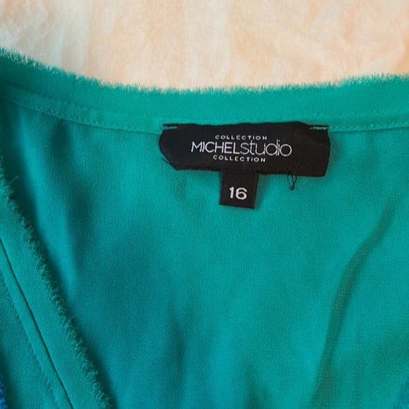 Michael Studio Layered Tank Top in Blue and Green - Picture 6 of 7